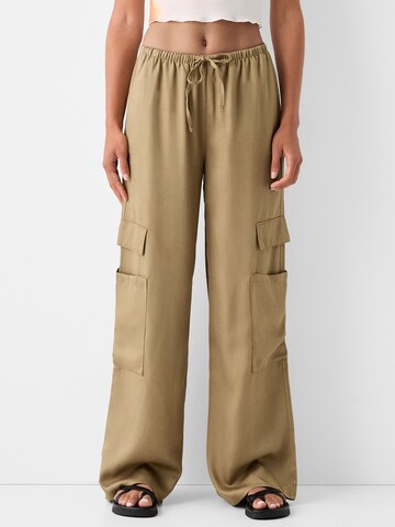 Loosefit Pantaloni cargo di Bershka in verde