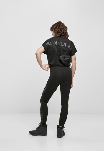 Urban Classics - Camiseta en negro