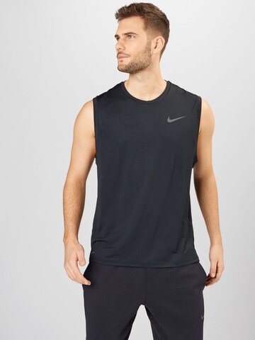 NIKE Funkční tričko 'Pro' – černá: přední strana
