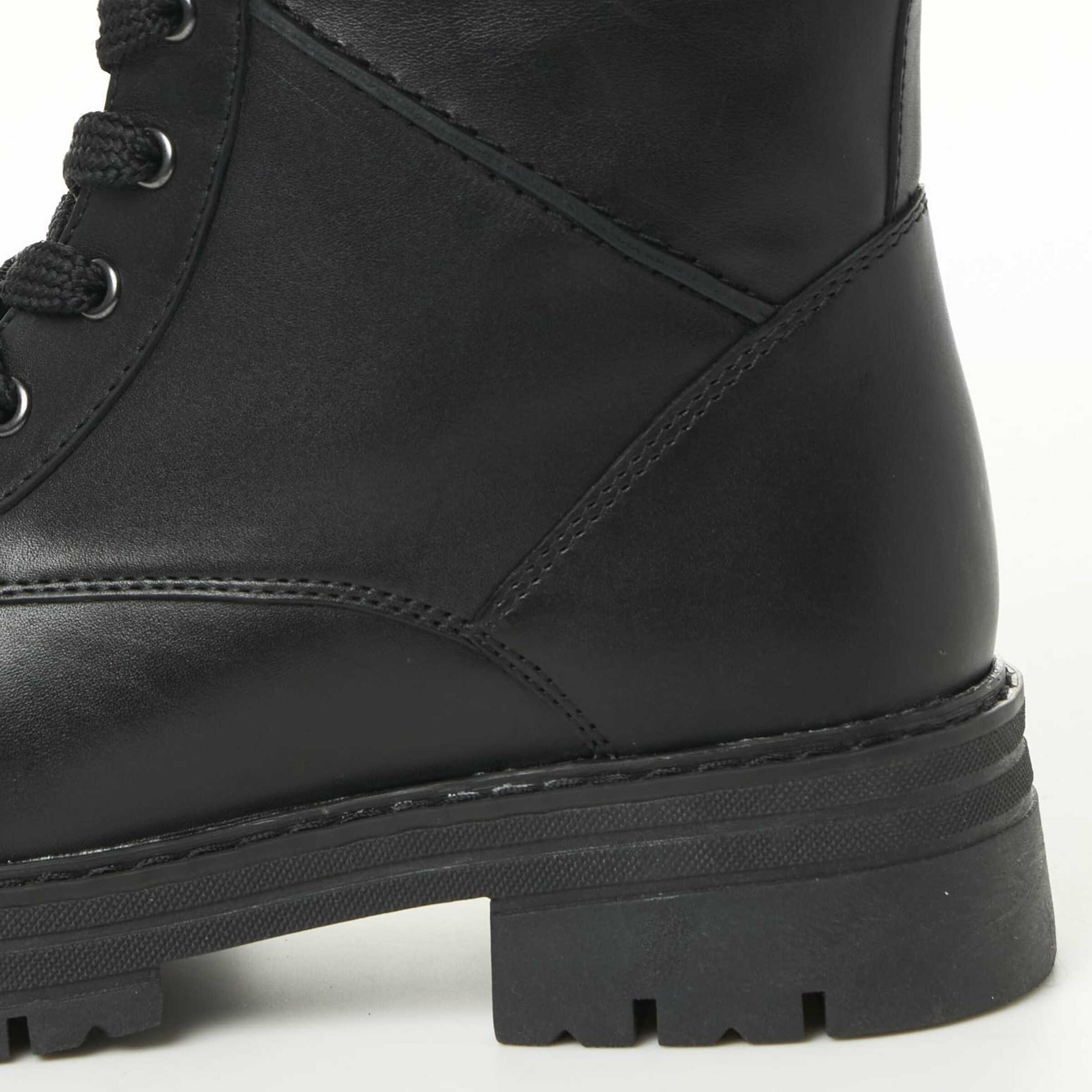 MARCO TOZZI by GUIDO MARIA KRETSCHMER Stiefelette in Schwarz