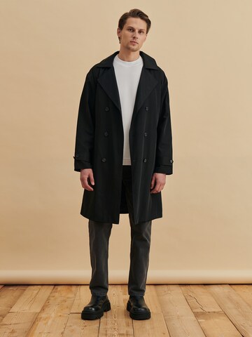 DAN FOX APPAREL Between-Seasons Coat 'Alwin' in Black