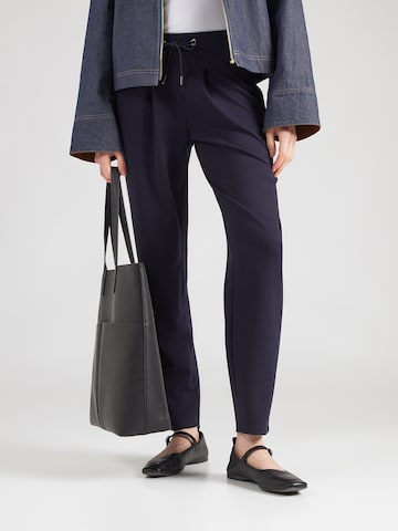 monari Tapered Bukser med lægfolder i blå: forside