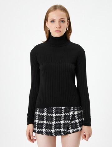 Koton Sweater in Black: front