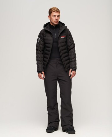 Superdry Sportjacke in Schwarz