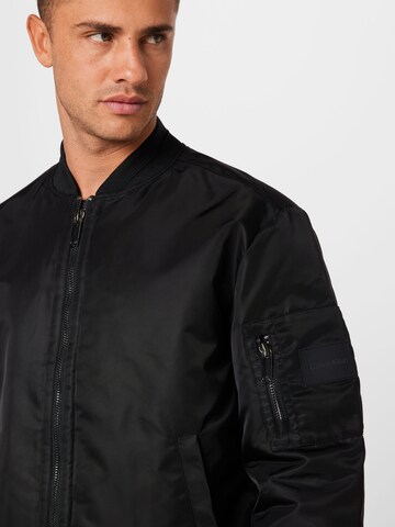 Veste mi-saison 'Hero' Calvin Klein en noir