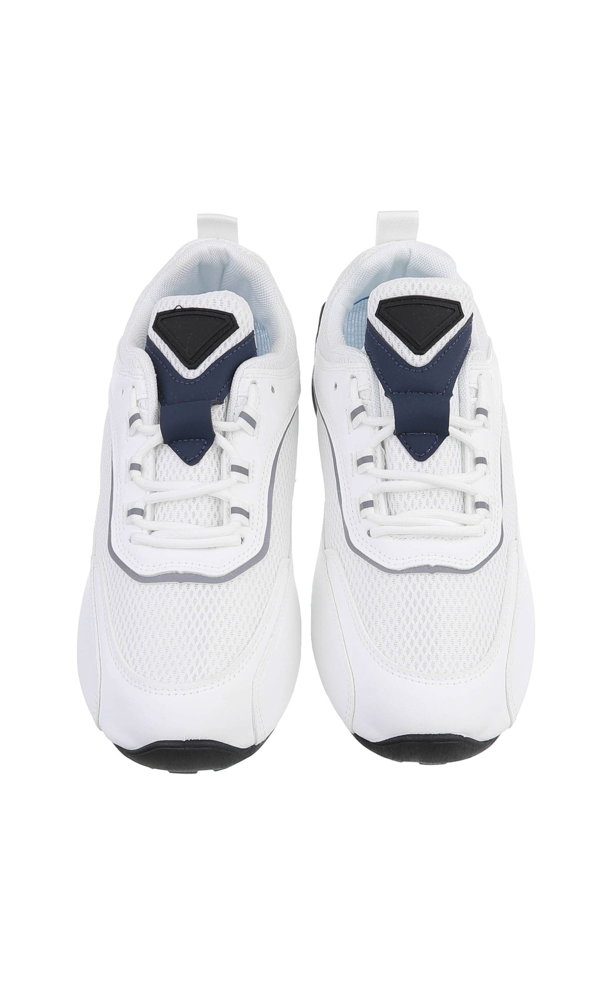 CoolWalk Sneakers in White