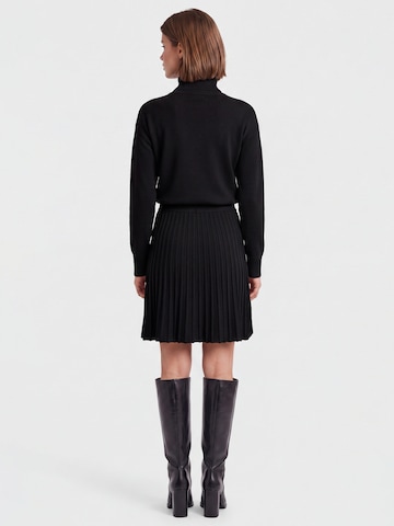 APART Knitted dress in Black