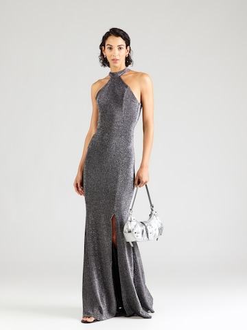 WAL G. - Vestido de noche 'XZENA' en plata: frente