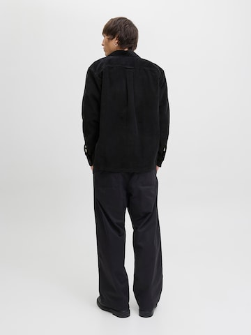juoda JACK & JONES Patogus modelis Marškiniai 'JJEPERFECT'