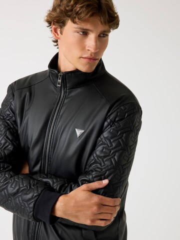 GUESS Jacke in Schwarz