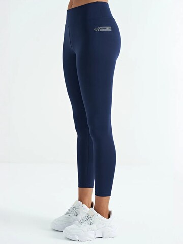 Skinny Leggings di Tommy Life in blu