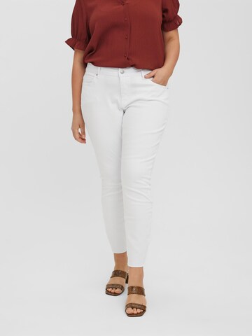 Vero Moda Curve Skinny Jeans 'Peach' in Wit: voorkant