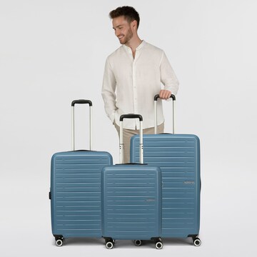 Set di valigie di American Tourister in blu
