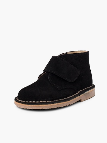 Pisamonas - Botas en negro: frente