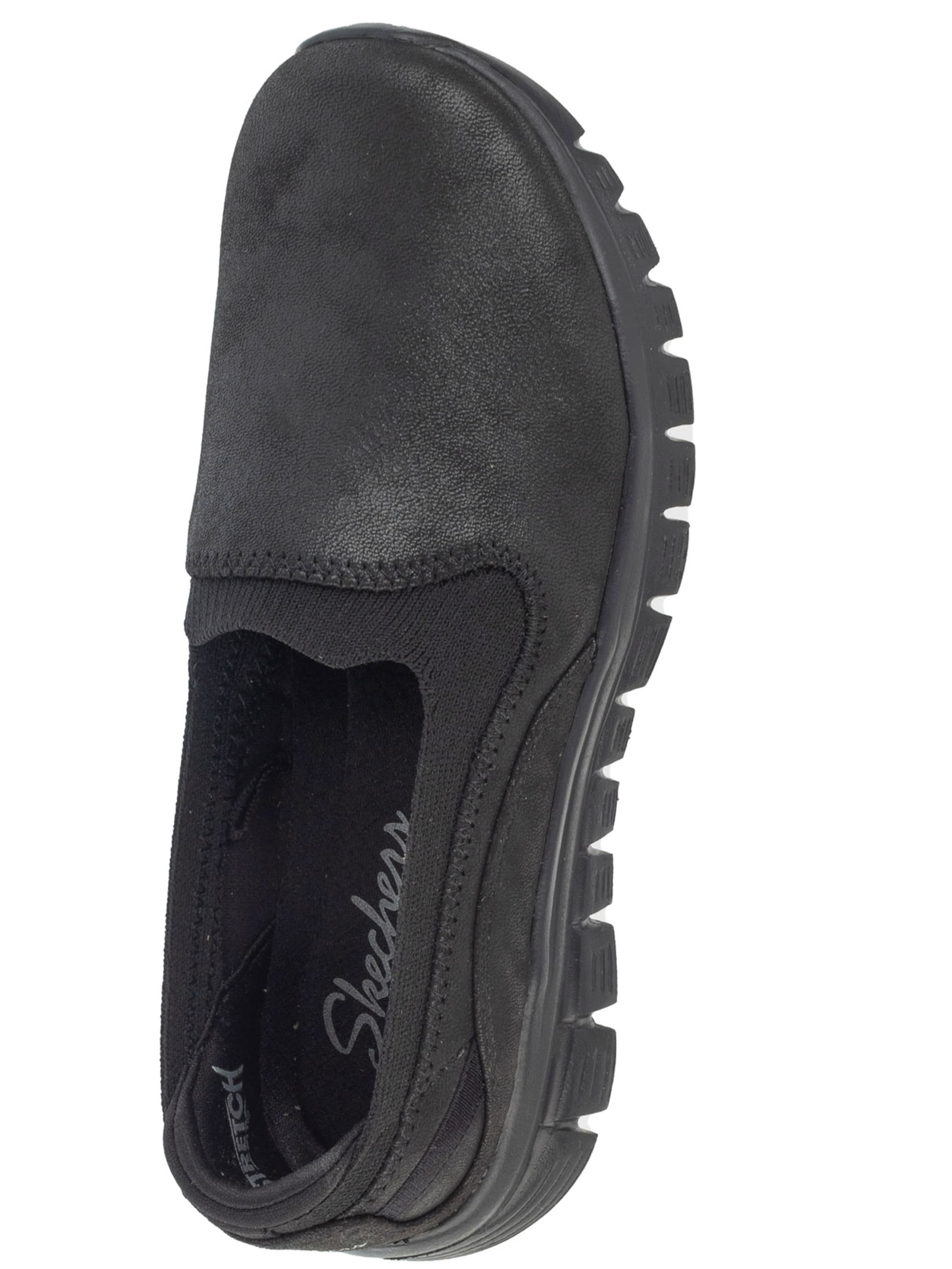 SKECHERS Slip On 'Graceful - Leaning In' in Schwarz