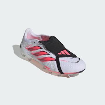 Chaussure de foot 'Predator Pro' ADIDAS PERFORMANCE en blanc