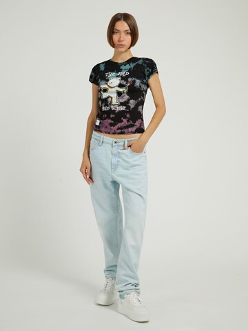 GUESS T-Shirt in Schwarz