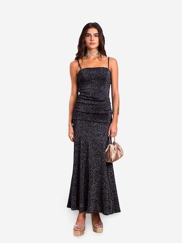 THE-ARE Dress in Blue: front