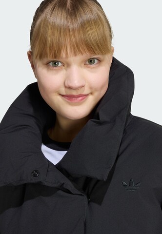 ADIDAS ORIGINALS - Casaco de inverno em preto