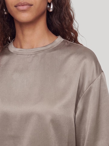 EDITED Blouse 'Cleopatra' in Beige