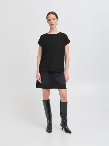 ICHI Shirt ' IHREBEL SS6 ' in Zwart