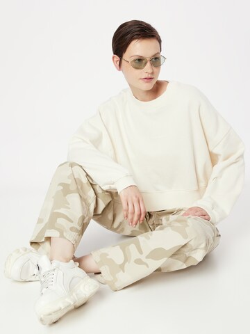 Sweat-shirt 'Londa' Pegador en beige