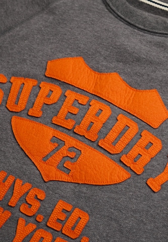 Sweat-shirt 'Athletic' Superdry & Co en gris