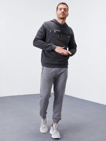 Sweat-shirt 'Sweatshirts' Tommy Life en gris