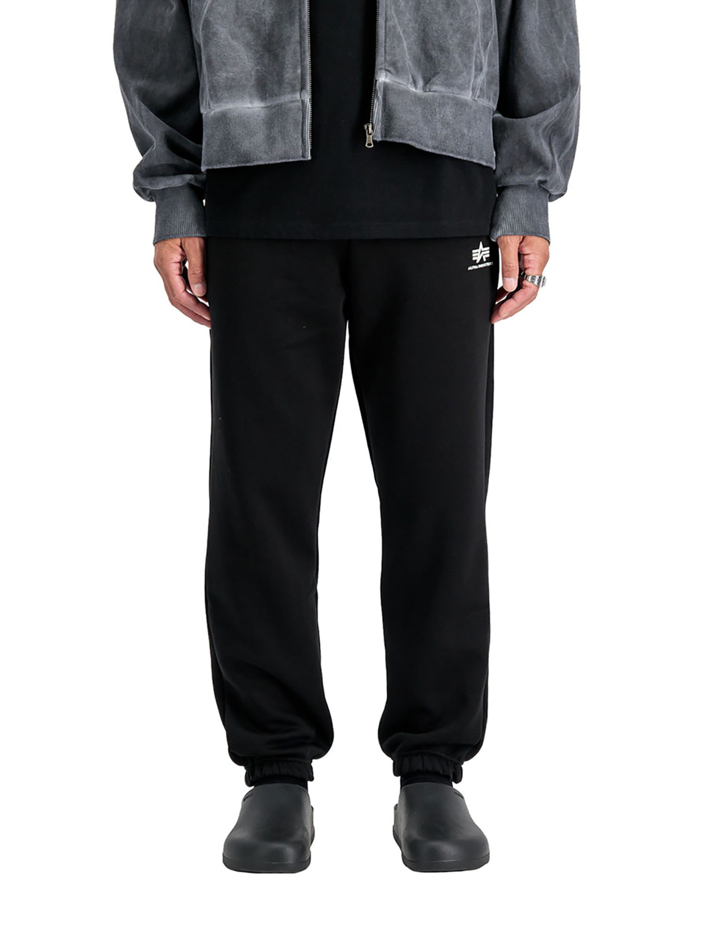 ALPHA INDUSTRIES Regular Pants in Black