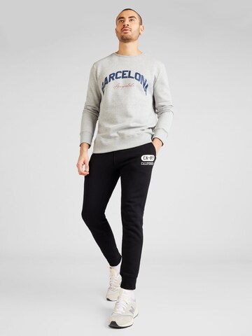 AÉROPOSTALE - Sweatshirt 'BARCELONA' em cinzento