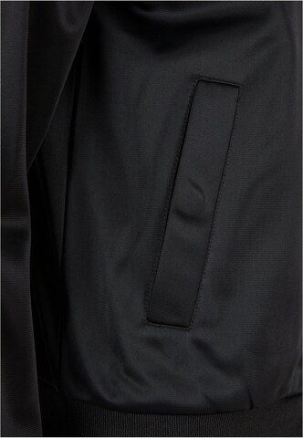 Urban Classics Between-season jacket in Black