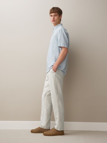 Coupe slim Pantalon chino Next en gris