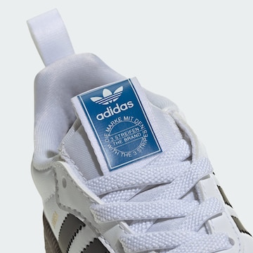 ADIDAS ORIGINALS - Sapatilhas 'Samba' em branco