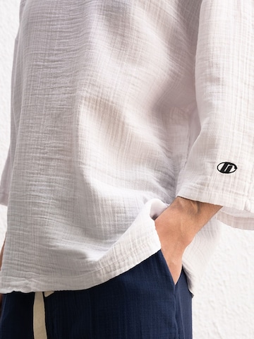 Maglietta di Giesto in bianco