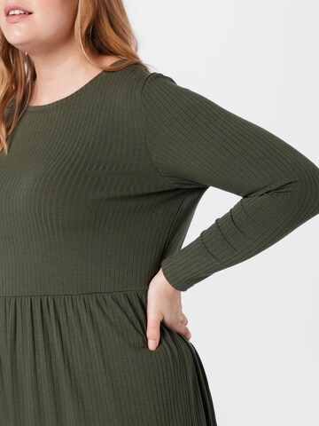 ABOUT YOU Curvy - Vestido 'Edda' en verde