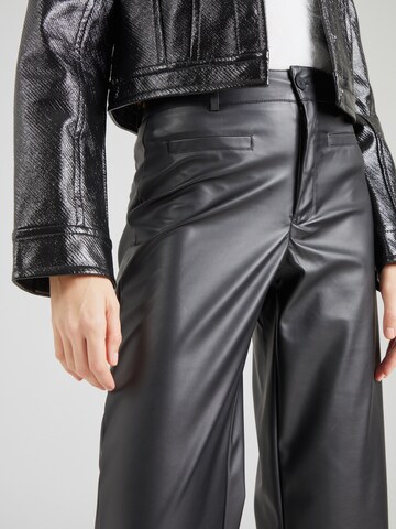 JDY - Loosefit Pantalón 'JDYSOYA' en negro