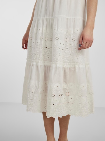 Y.A.S Sukienka 'DUST' w kolorze biały