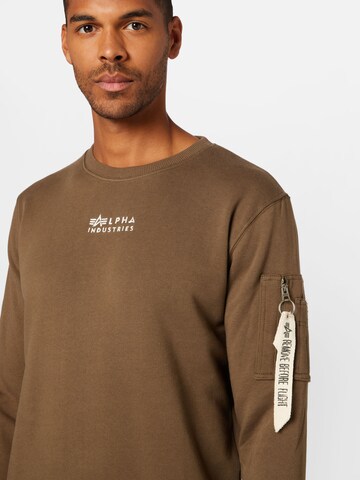 ALPHA INDUSTRIES Sweatshirt in Braun