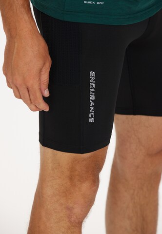 ENDURANCE Regular Sportshorts 'Kerir' in Schwarz