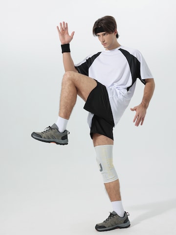 YOUTHUP Shirt 'Formgerecht' in White