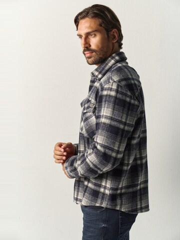 KOROSHI - Ajuste regular Chaqueta de entretiempo en azul