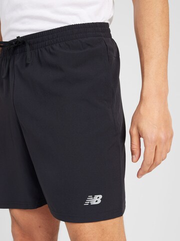new balance Обычный Спортивные штаны 'Essentials 7' в Черный