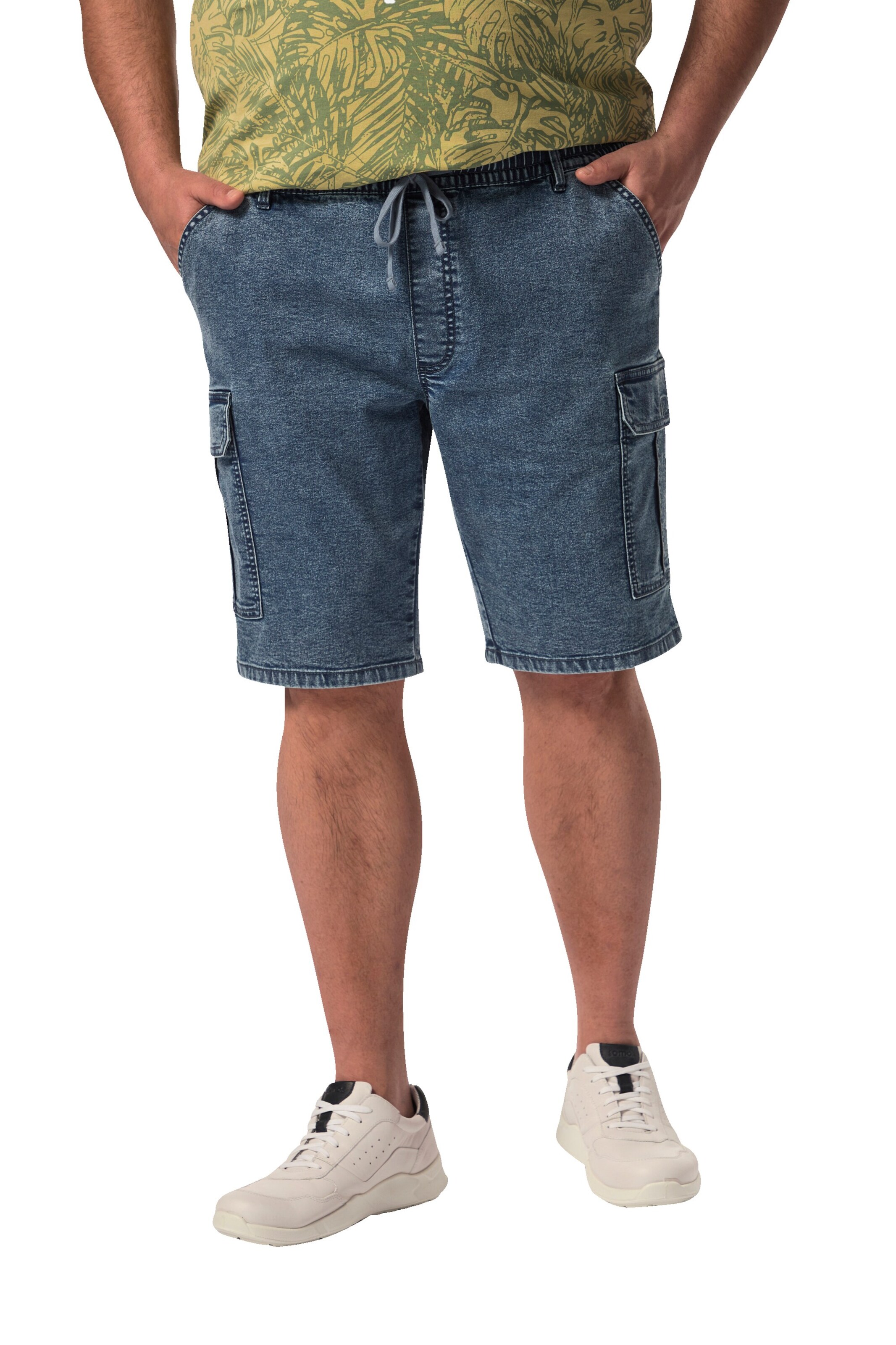 Men Plus Regular Jeans in Blau: Vorderseite