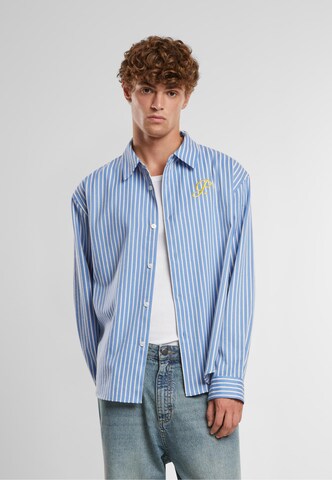 Prohibited - Ajuste confortable Camisa en azul: frente