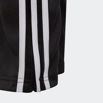 Costum de trening '3-Stripes Team' de la ADIDAS SPORTSWEAR pe negru