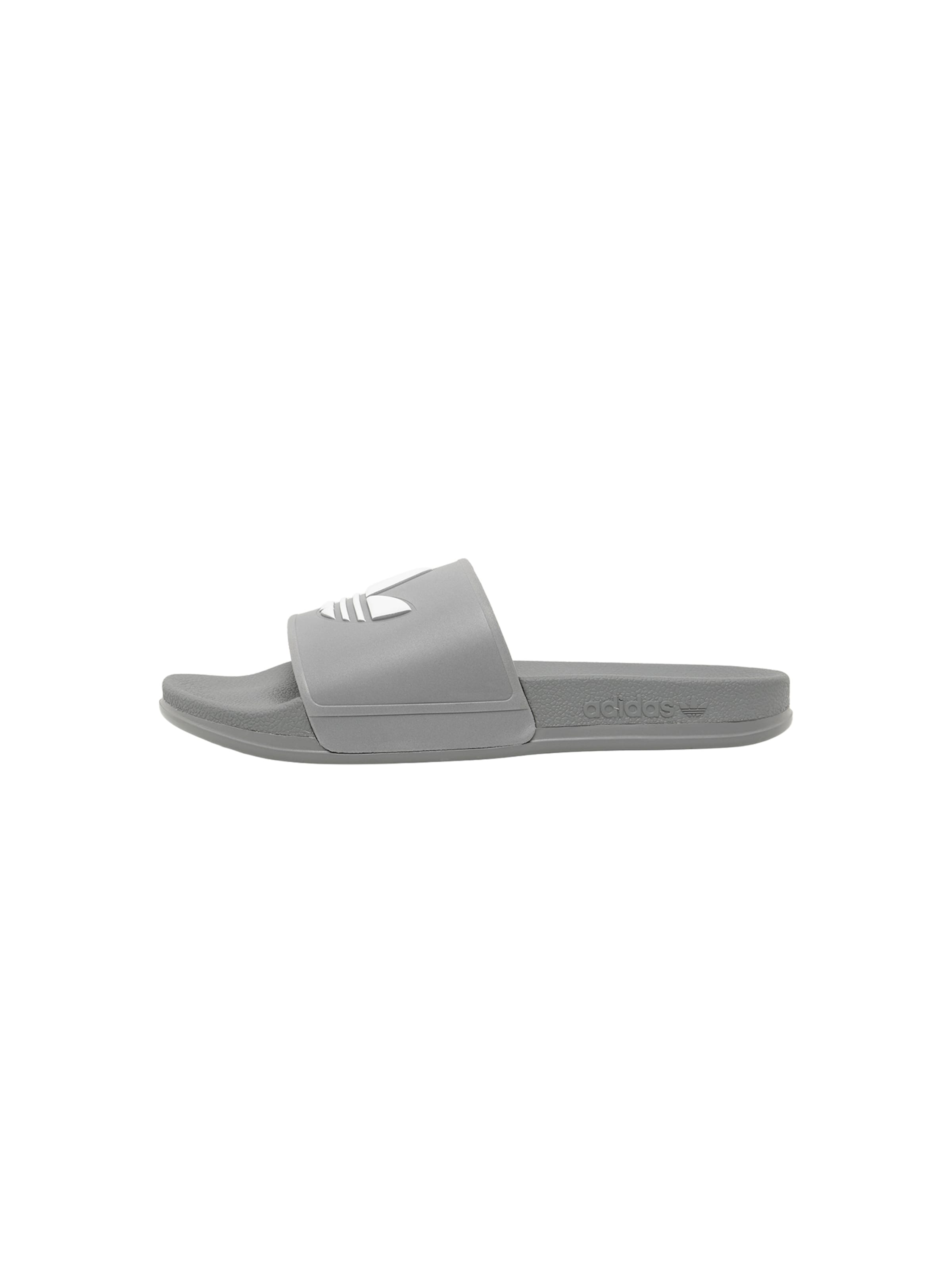 ADIDAS ORIGINALS Nizki natikači 'Adilette' | siva barva: sprednja stran