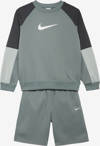 Nike Sportswear Juoksupuku värissä harmaa: etupuoli