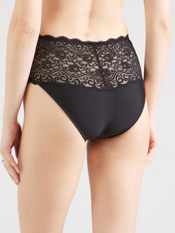 Slip 'Amourette' di TRIUMPH in nero