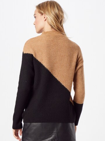 DeFacto Sweater in Beige