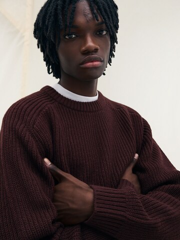 Pull-over Bershka en rouge